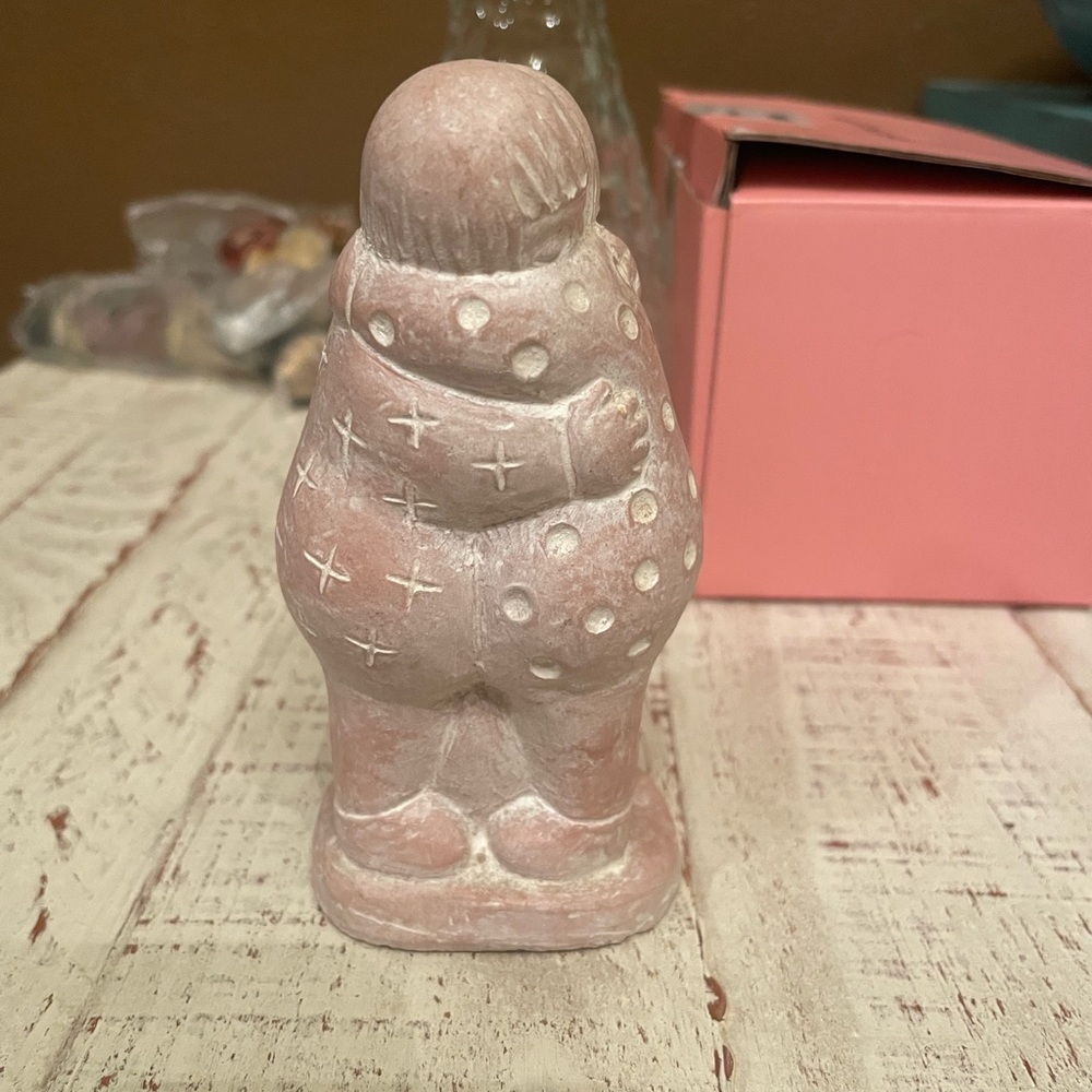 Charming Pink and White Home Art Sculpture